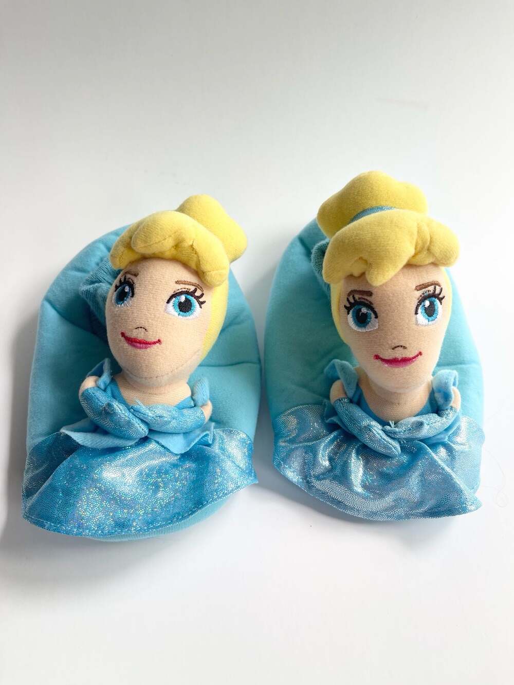 Disney Cinderella Princess Plush Slippers Toddler Size XL 11/12 Blue